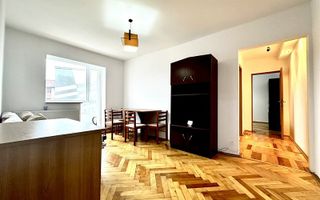 Apartament cu 3 camere de vânzare - Poză 6