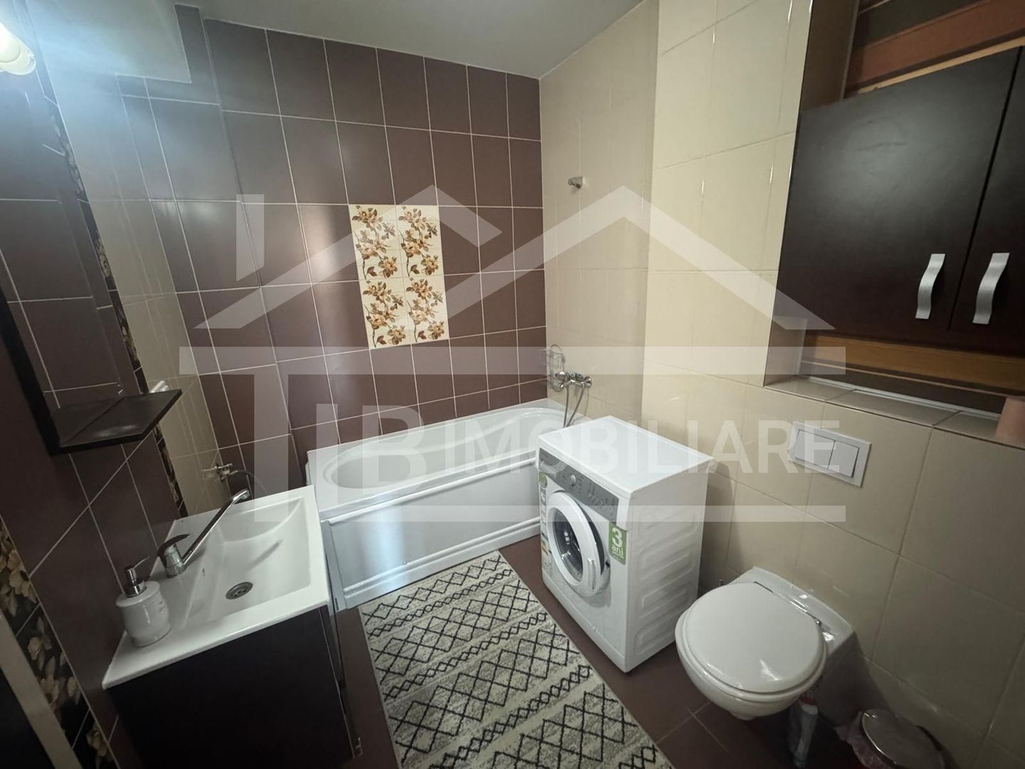 Apartament cu 2 camere, 65mp, terasa, parcare, Zona Centrala - Poză 9