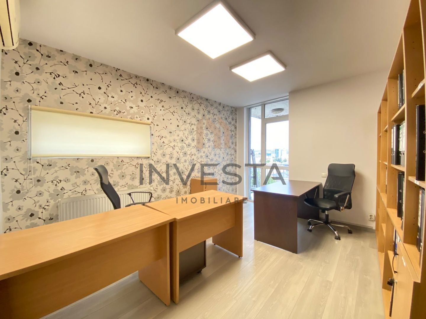 Apartament cu 4 camere decomandat, parcare, etaj intermediar, Centru! - Poză 14