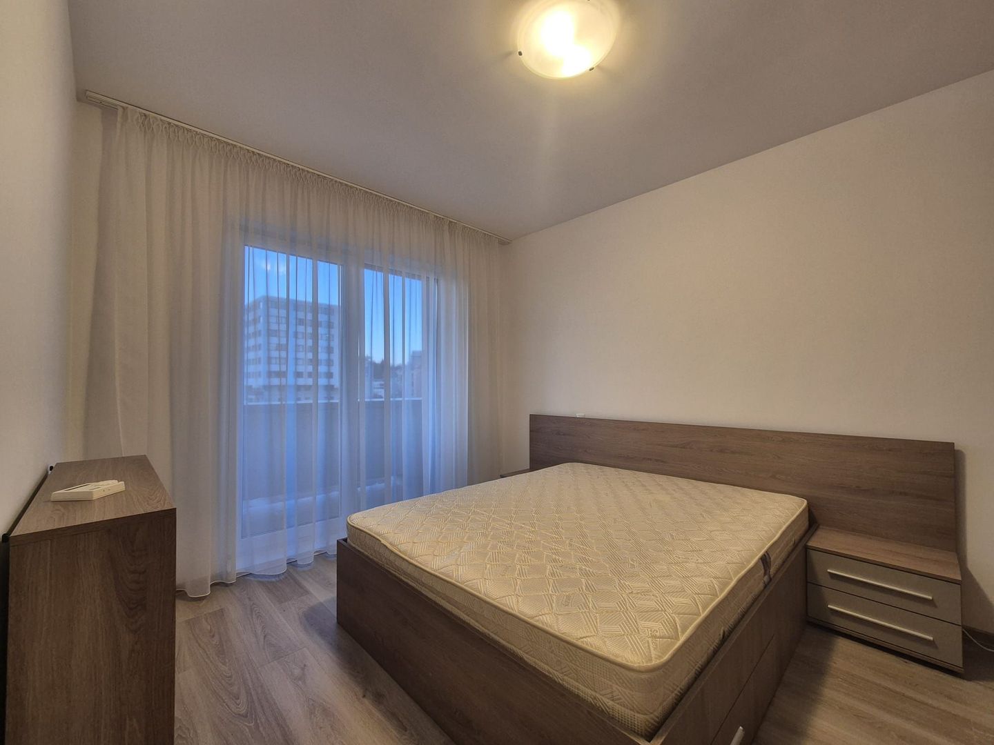 Exclusivitate -Apartament în bloc nou, Intrare Răcădău, cu priveliște spre Tâmpa - Poză 15