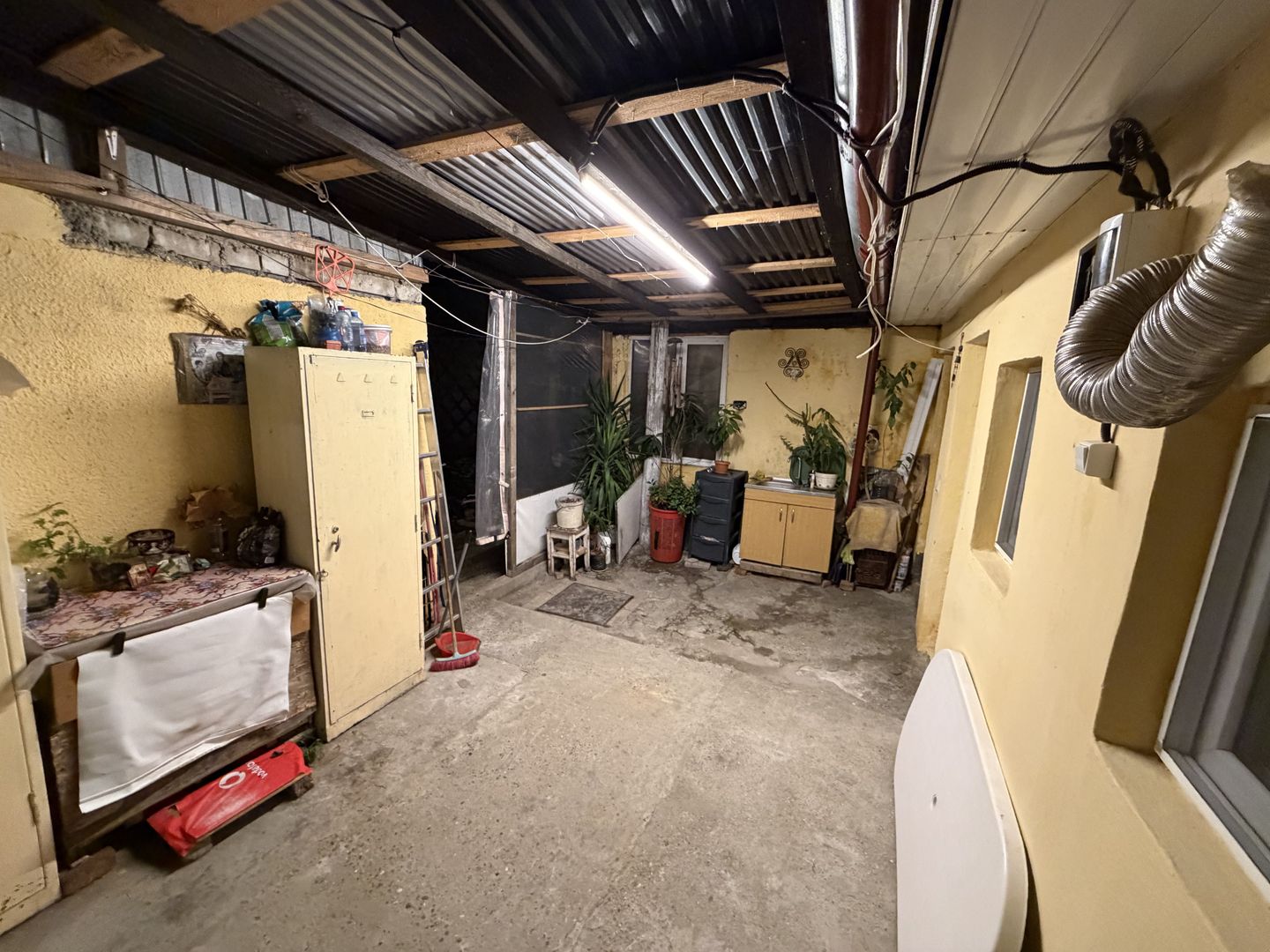 Casa în zona Republica - Poză 2