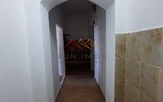 Garsoniera, zona centrala, 40 mp, recent renovata, Campina, Prahova - Poză 6