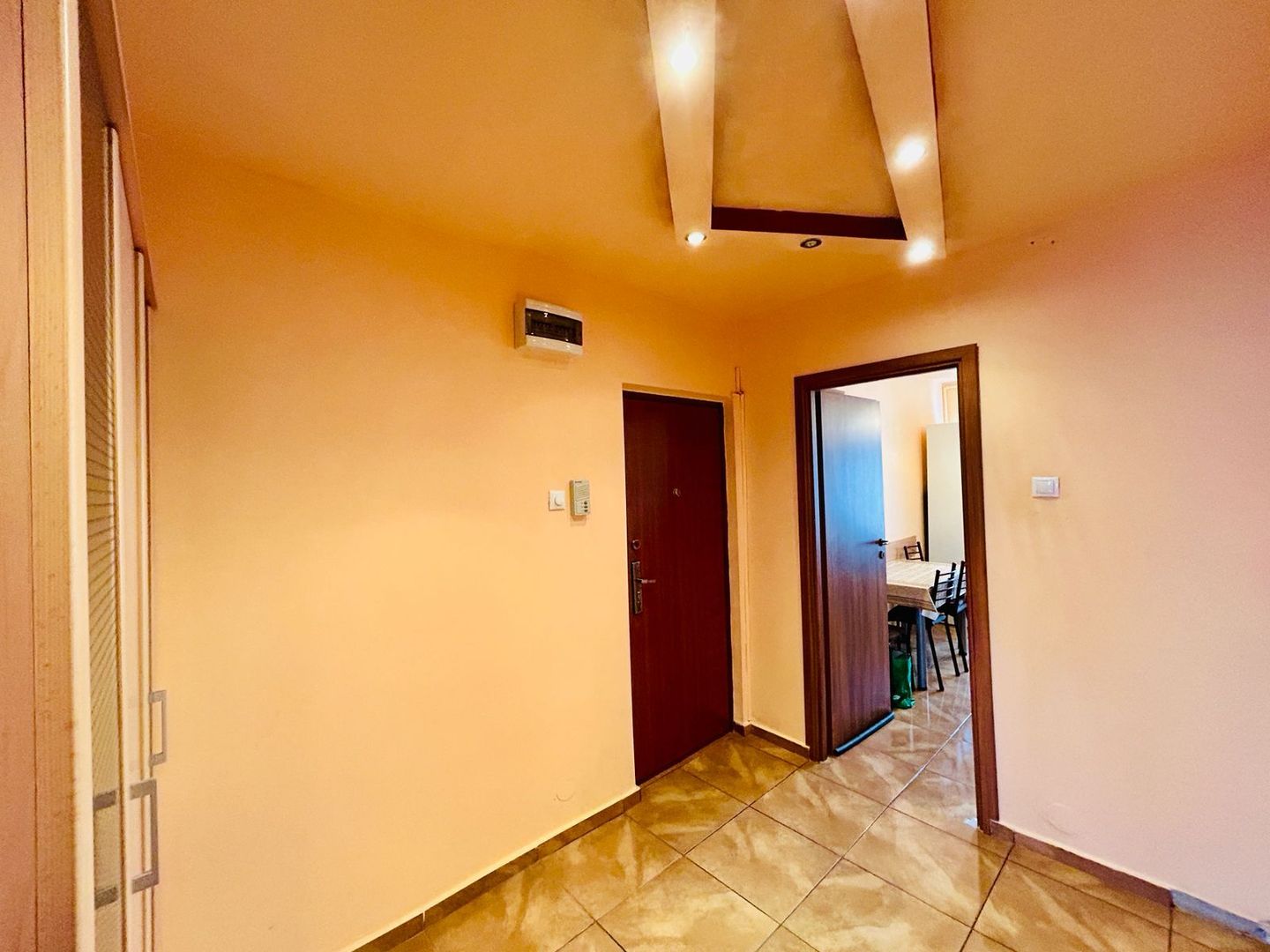 Apartament de închiriat în Sibiu – 3 camere,balcon, zona Nicolae Iorga - Poză 14