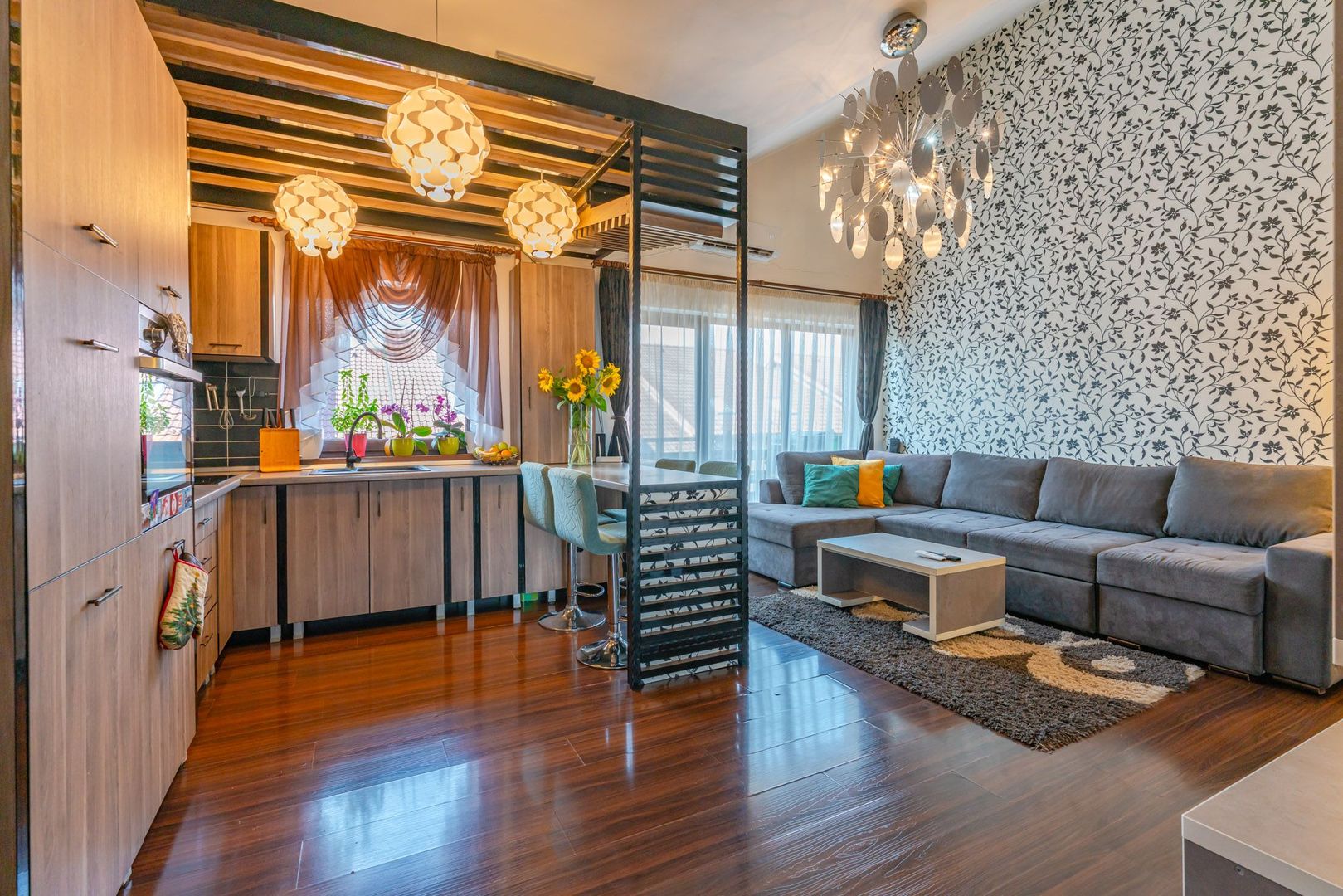 Apartament 2 Camere de Vânzare, Mobilat și Utilat, Sânpetru - Poză 3