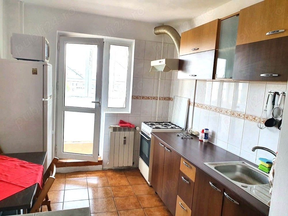 🚇 Închiriez Apartament cu 3 camere decomandat, 2 băi, la 4 min metrou Dristor - Poză 6