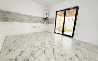 Vila individuala cu 5 camere / 3 bai / dressing / teren 343 mp - Poză 5