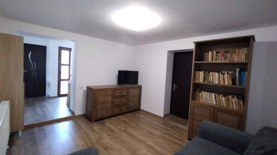 De inchiriat casa 3 camere, Rahova Sector 5 - Poză 1