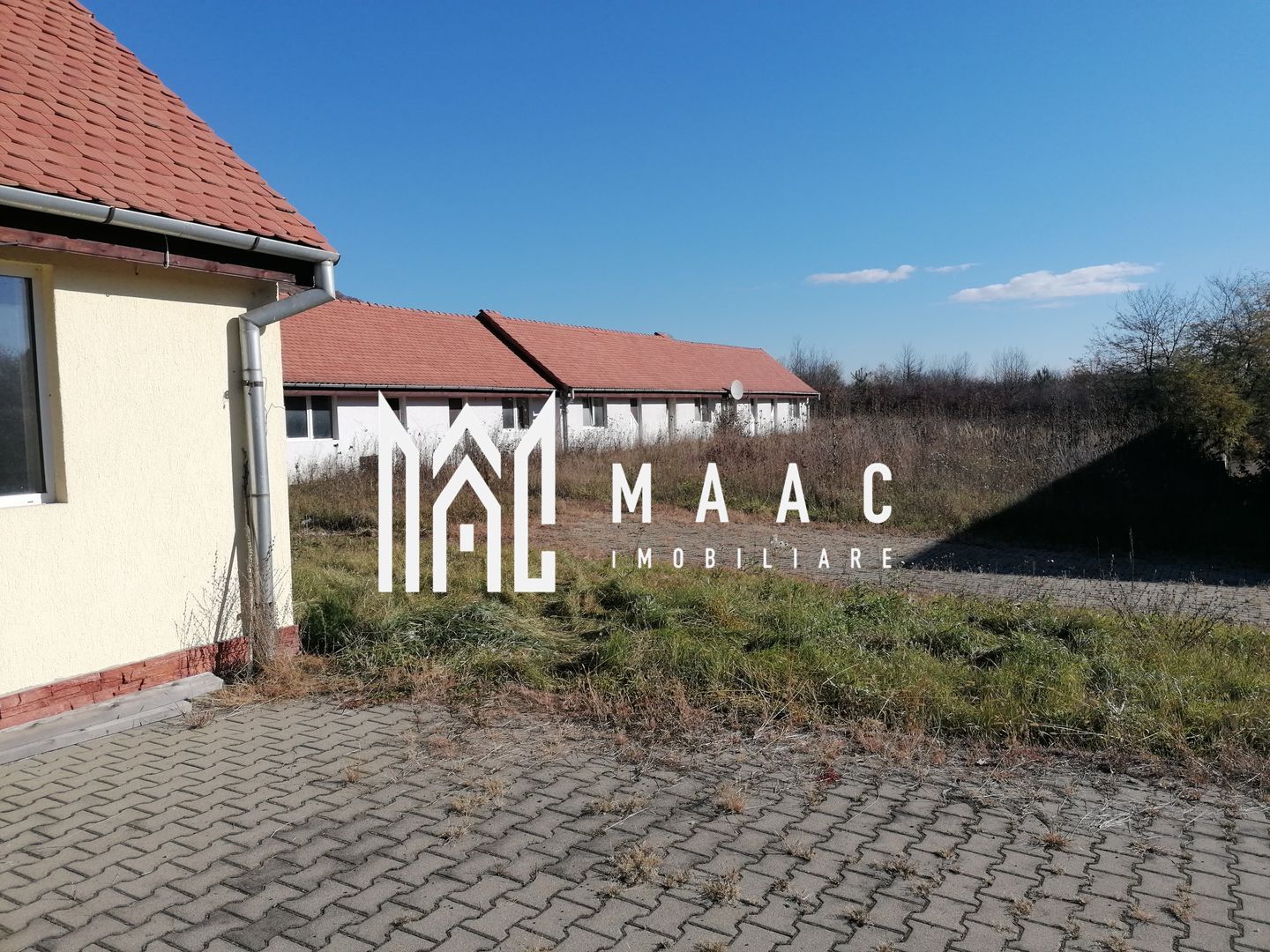 Teren 20000 mp I 3 corpuri cladire I Cristian - Poză 2