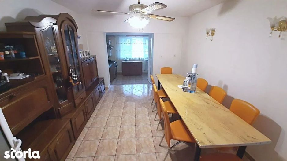 ageuropa.ro vinde ap. 3 camere decomandate în Micro 17 la parter. - Poză 3