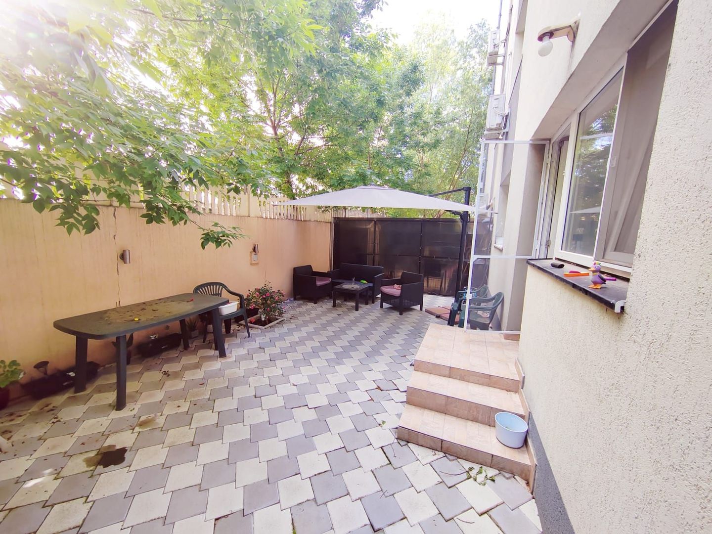 Popesti Central metrou curte proprie - Poză 2