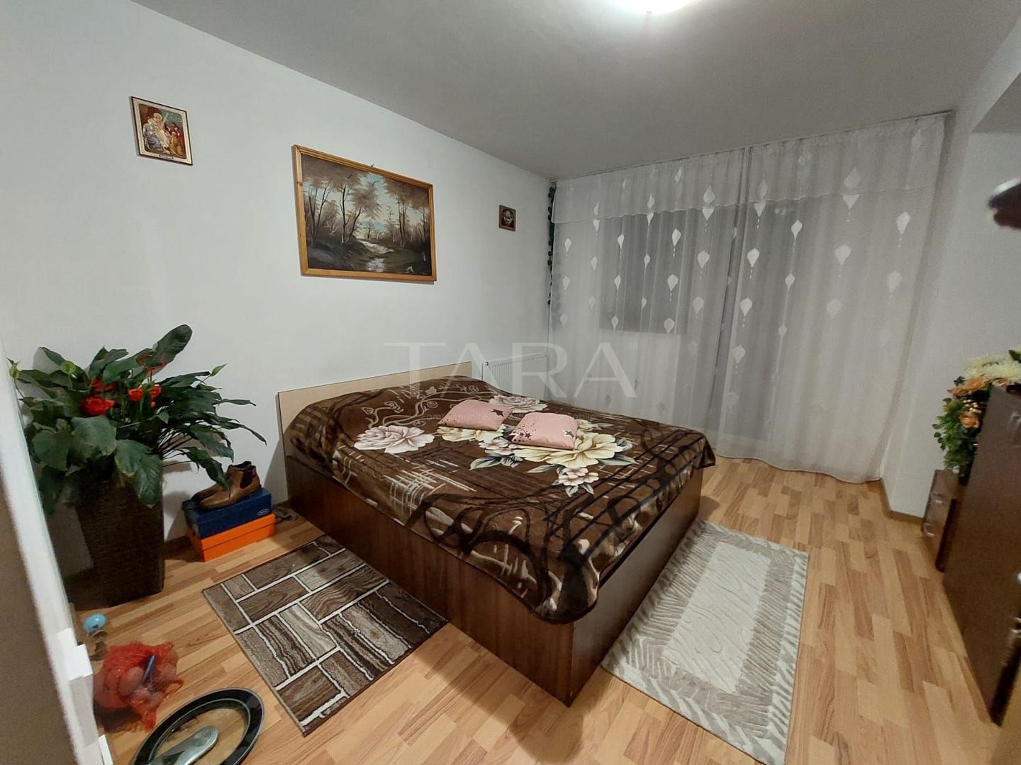Apartament cu 3 camere de vânzare în zona Luxor - Poză 8