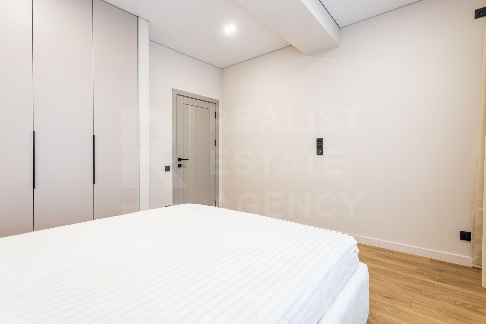 Vânzare, apartament, 3 camere + living, strada Nicolae Dimo, Râșcani - Poză 10