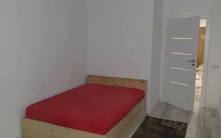 Apartament de vanzare cu 2 camere in cartierul Zorilor - Poză 2