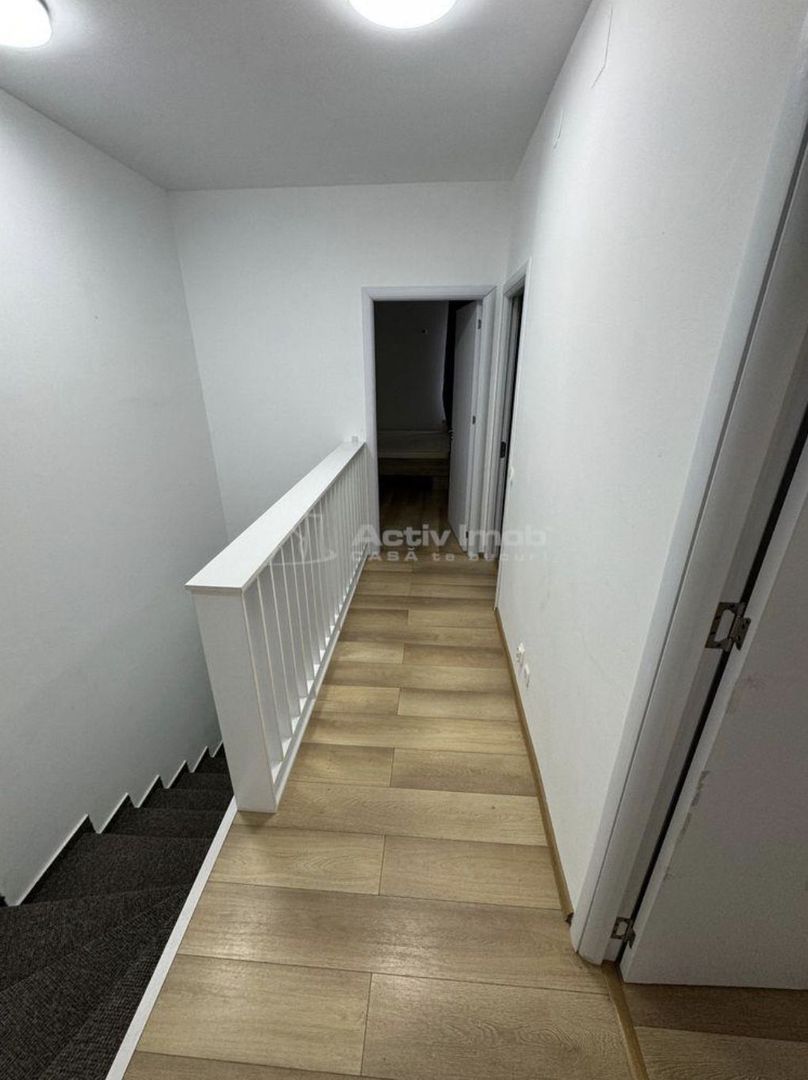 Casă / Vilă în Tunari - Poză 5