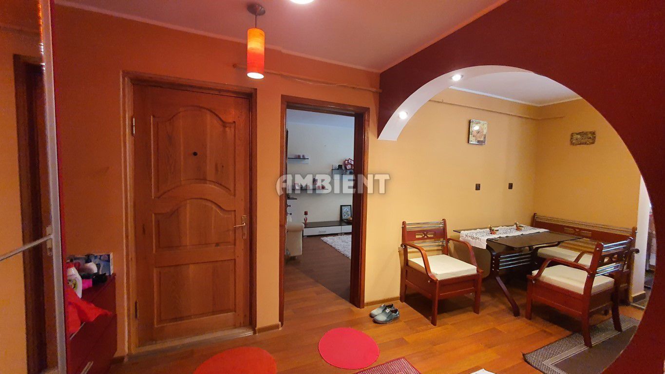 DE ÎNCHIRIAT - Apartament 2 camere, mobilat și utilat, zona CARTIER; - Poză 6