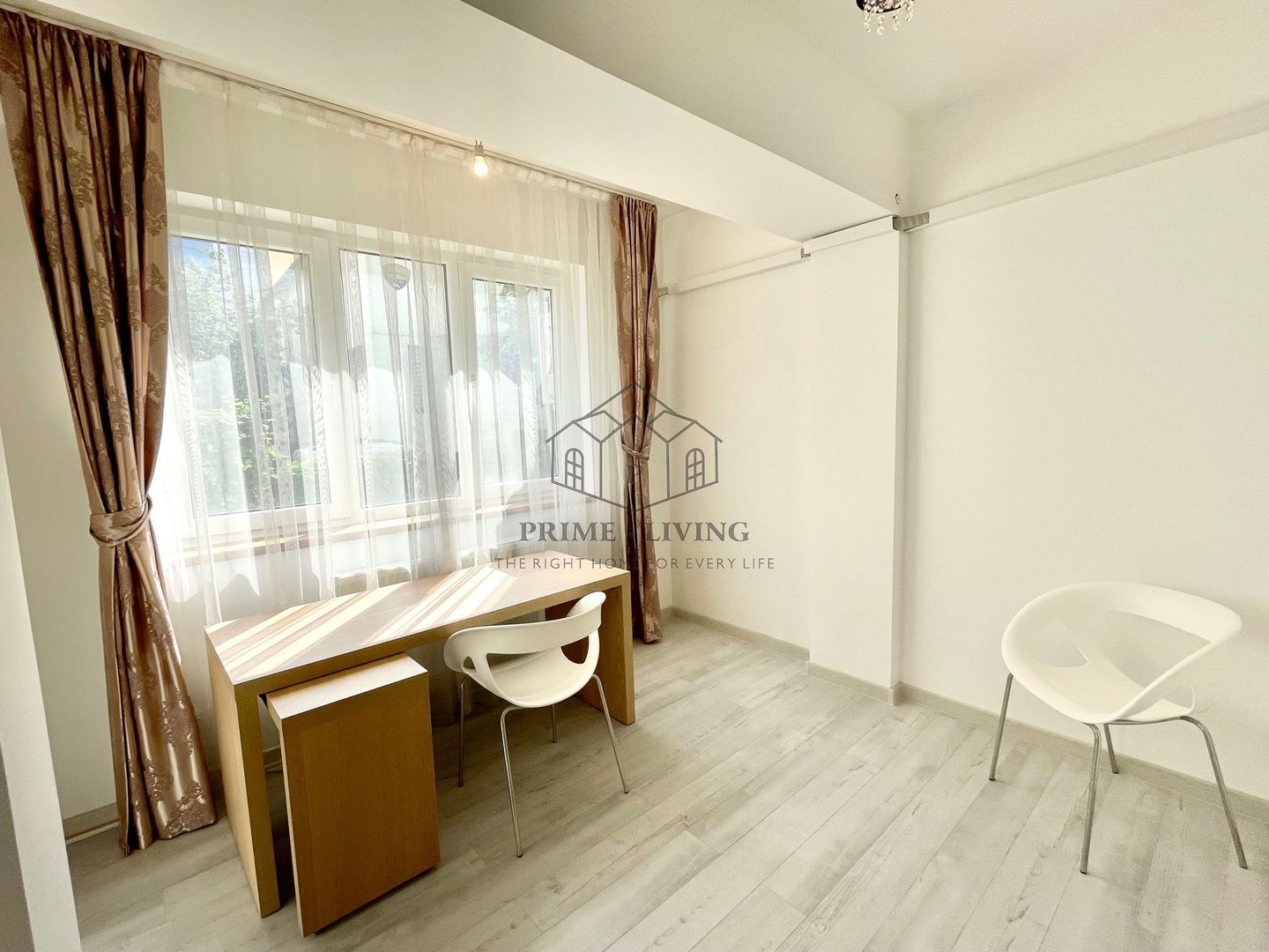 APARTAMENT SUPERB CU 4 DORMITOARE LA PARTER ÎN HERASTRAU - Poză 7