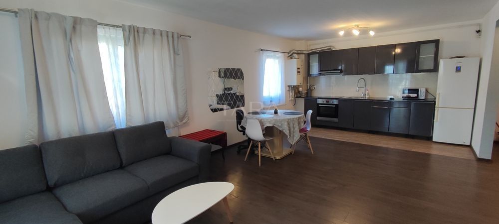 Apartament cu 2 camere de vanzare in Floresti - Poză 1