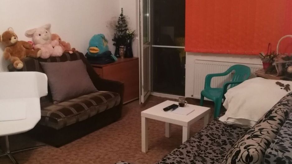 Particular vand Apartament 4 camere - Poză 2