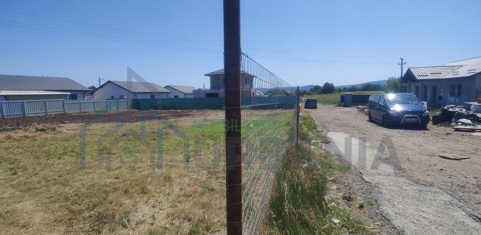 Teren de vânzare cu autorizație de construcție în Holboca, Str. Oborului - Poză 4