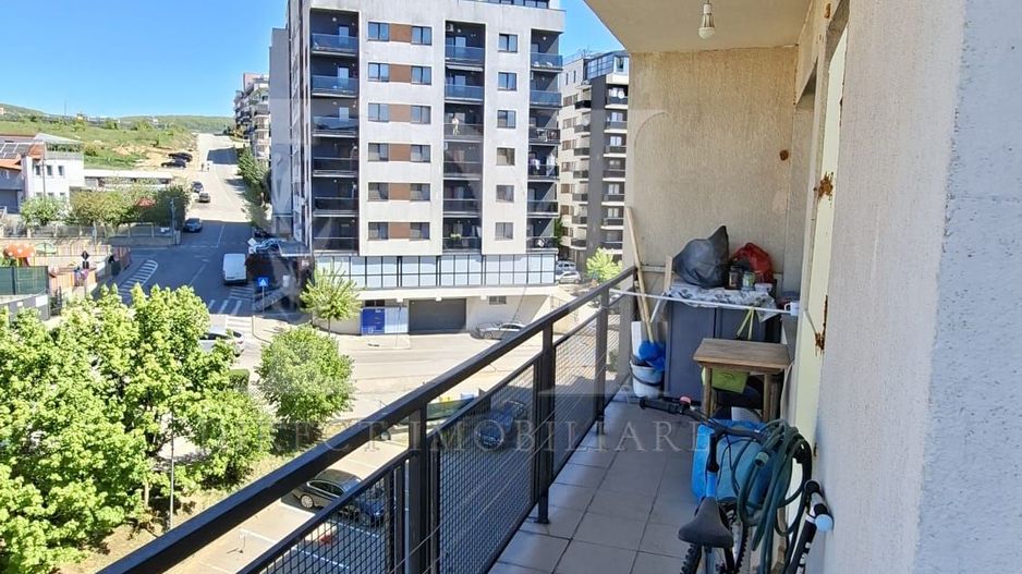 Apartament cu terasă generoasă | Baciu – Zona Petrom - Poză 12