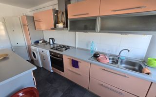 Apartament cu 3 Camere, Scară Interioară, Zona Centru - Poză 8