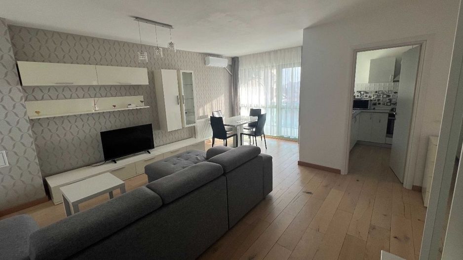 AP. 2 CAMERE PARCUL CIRCULUI,CENTRALA PROPRIE, LOC DE PARCARE SUBTERAN - Poză 2