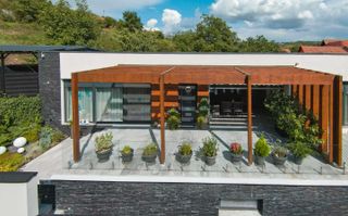 Vilă cu piscină, mobilată și utilată. Comision 0%. 410.000 Euro neg - Poză 2