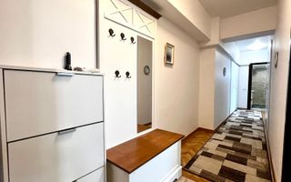 3 camere | 3 min Metrou Piața Victoriei | Complet renovat - Poză 2
