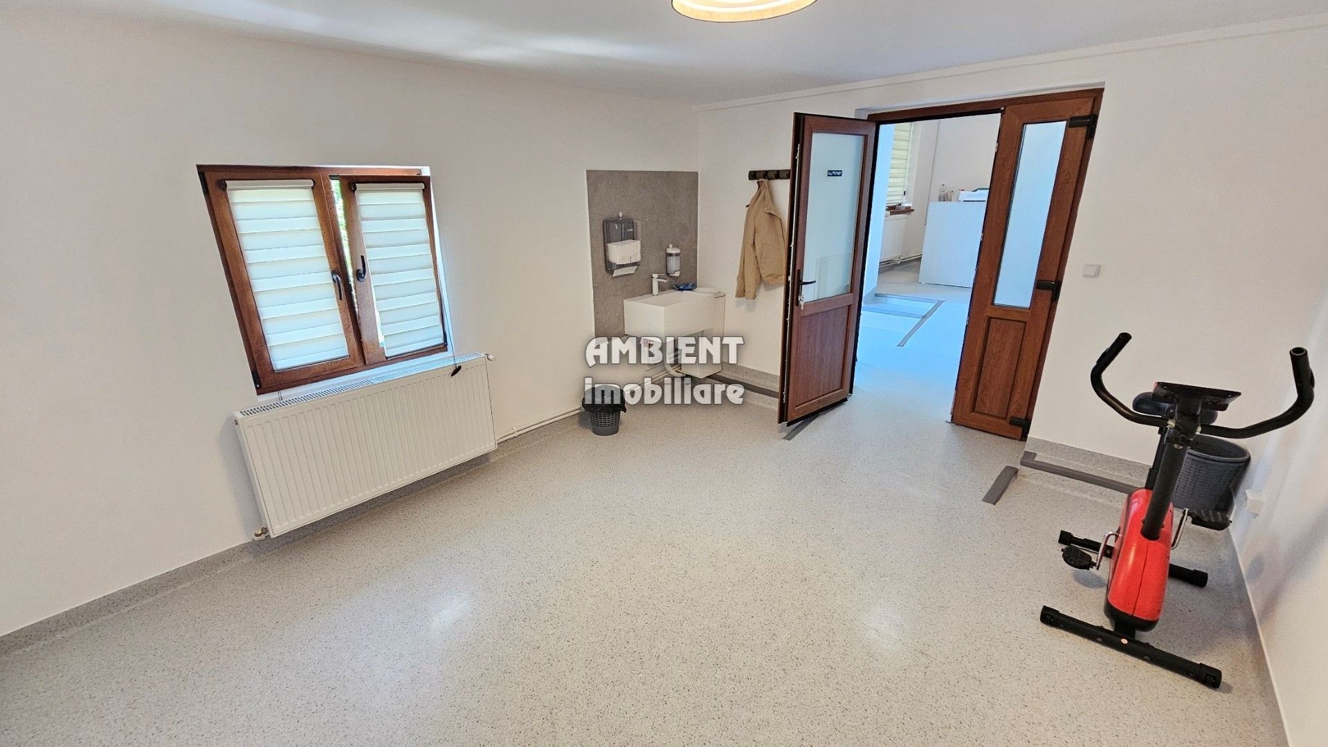 CLINICA MEDICALA P+M cu teren 1.000 mp, zona SILVER MALL; - Poză 4