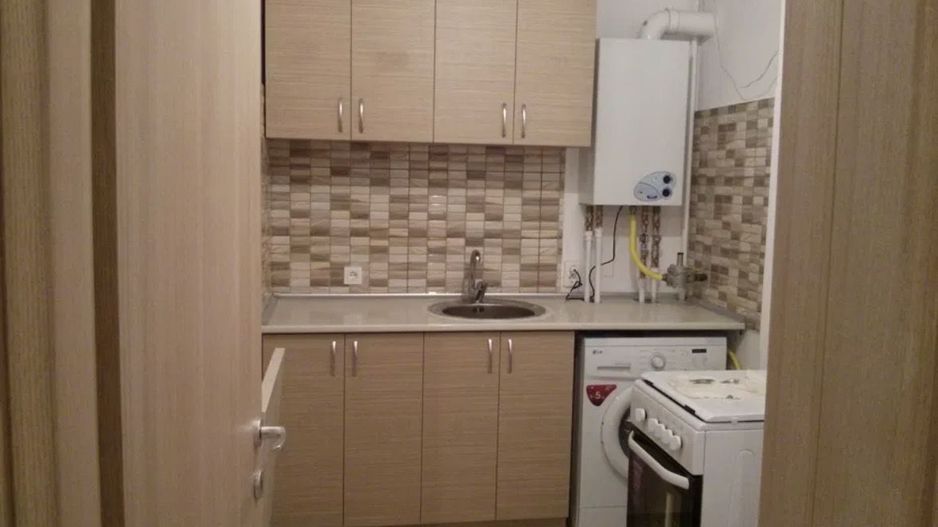 Modern 2-Room Apartment for Rent in Piața Victoriei – 2013 Building - Poză 3