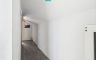 Casă spațioasă cu grădină în Topolovățu Mare - Poză 19