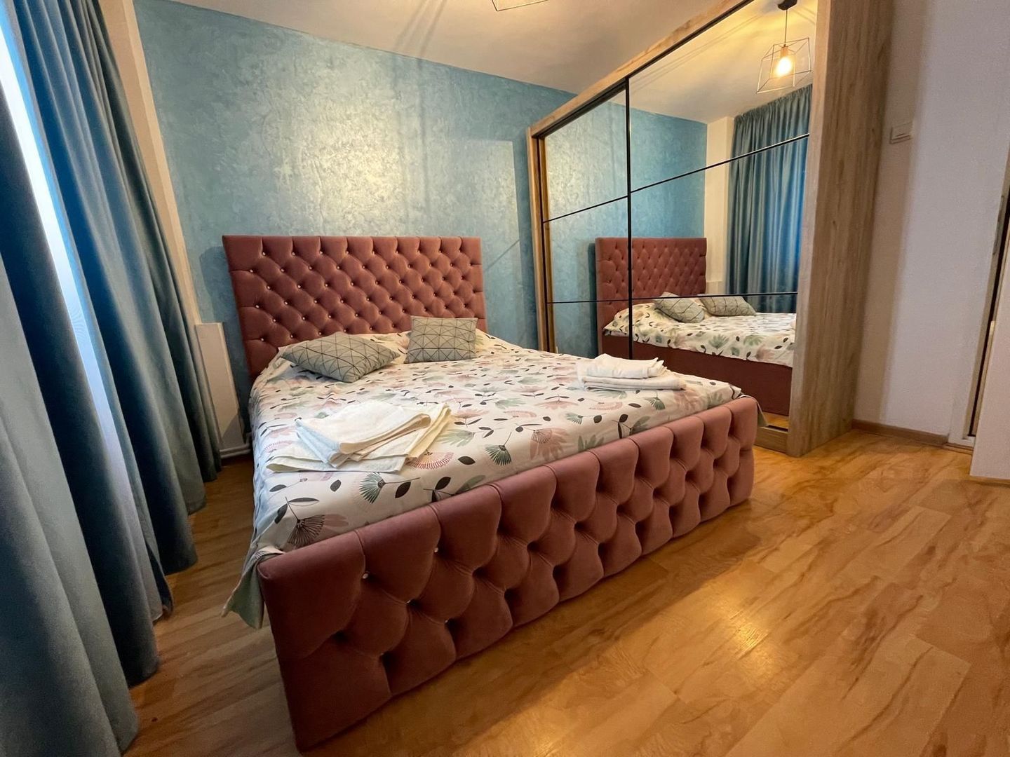 Închiriere apartament 2 camere decomandat – Mazepa 2 - Poză 1
