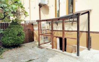 Zero comision, vila renovata 120mp Unirii birou sau clinica, 9' metrou - Poză 7