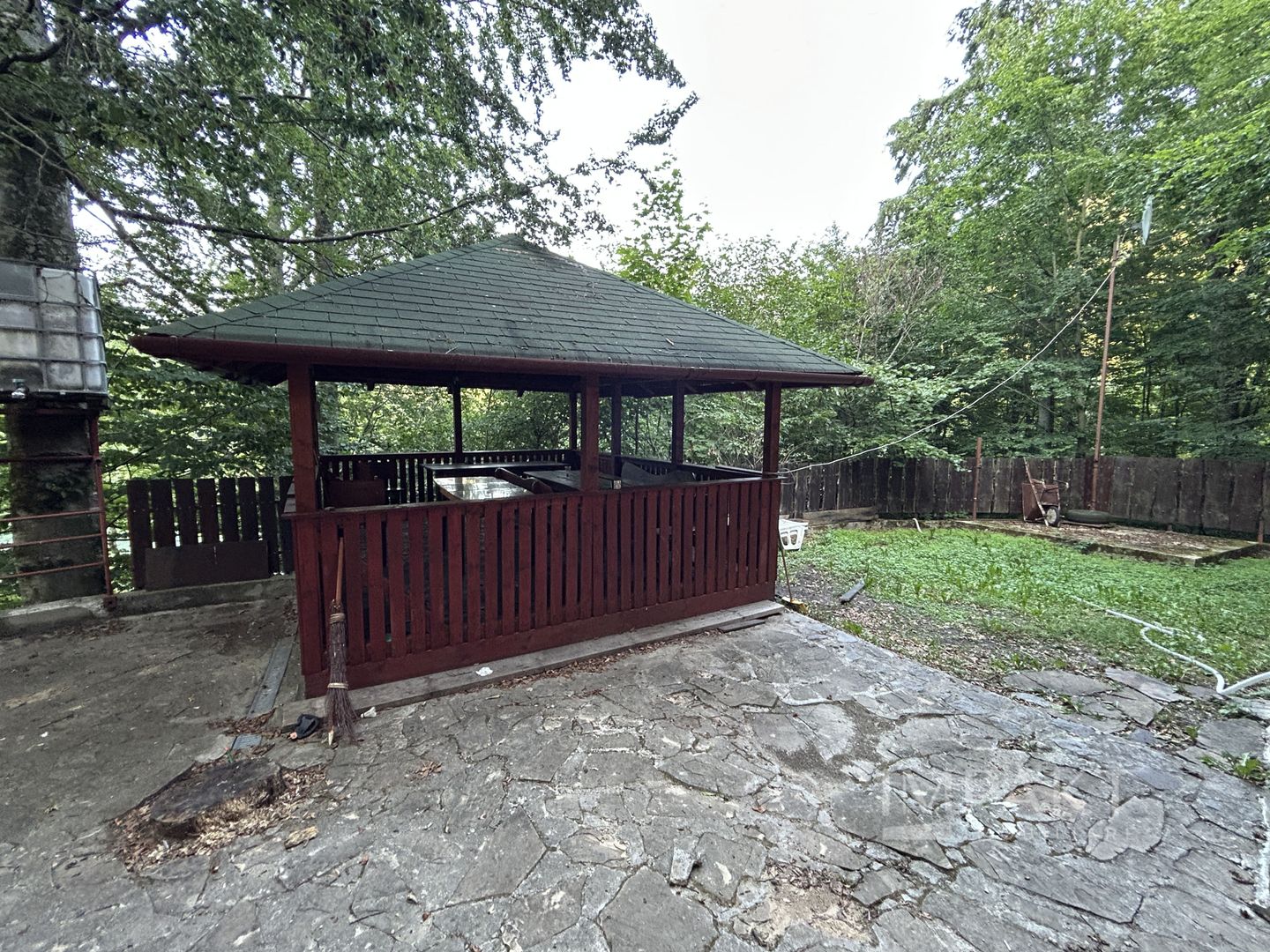 Vanzare cabana rustica pe malul lacului Tarnita! - Poză 7