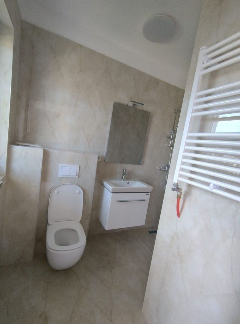 Vila Moderna Tunari, zona Buna, curte 300m - Poză 16