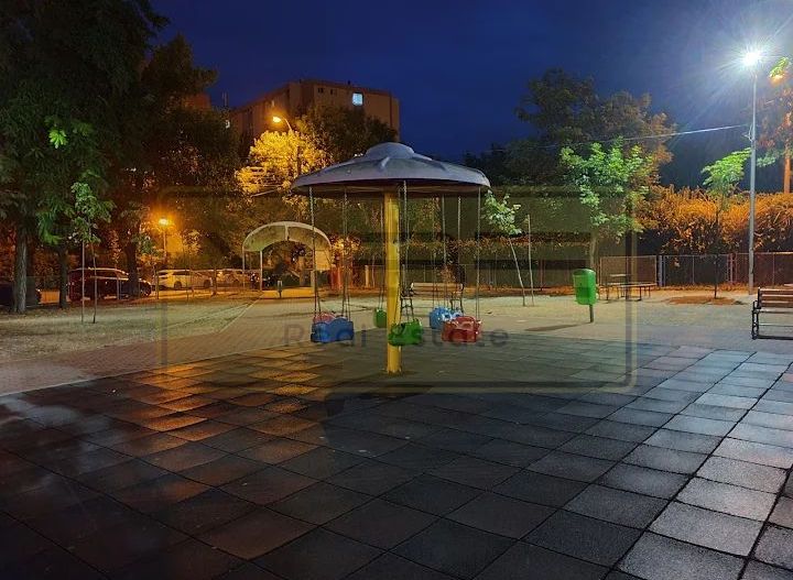 Tatarasi- Ciurchi - bloc nou- 3 camere -parcare ! - Poză 3