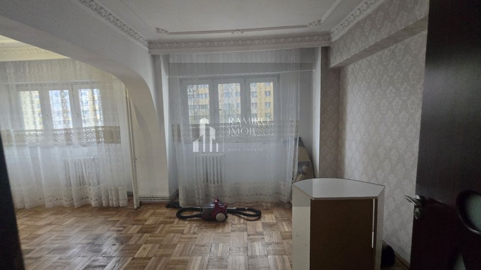 Apartament 4 camere -104mp utili - bloc 1985 - Bd. Chisinau /Mega Mall - Poză 8