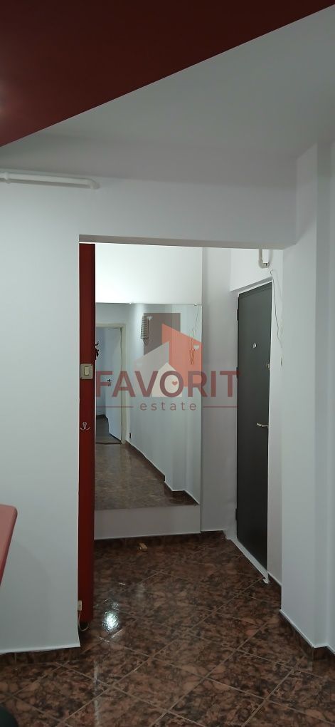 1 camera | etaj 1 | mobilat si utilat | zona excelenta | - Poză 5