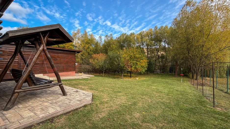 Casa individuală cu teren de 1400 mp, Salicea - Poză 2