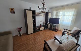 Apartament TÂRGU CUCU | 3 camere, semidecomandat, 68 mp total, mobilat - Poză 2