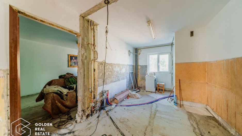 Apartament 3 camere, zona Alfa, decomandat - Poză 9