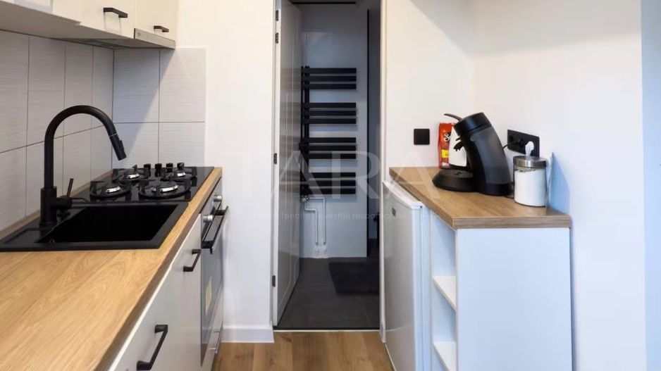 Apartament de lux în zona Ultracentrală – ideal pentru investiție - Poză 3