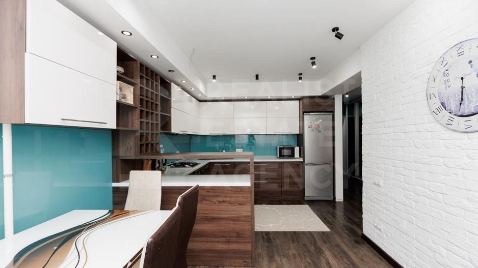 Chirie, apartament, 2 camere, Valea Trandafirilor, Centru - Poză 2