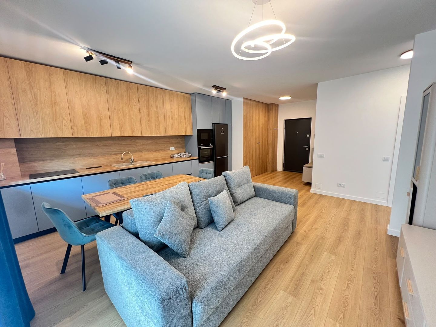 Apartament cu 2 camere | 60 mp + 10 mp terasa | Garaj Subteran | Zona Vivo - Poză 4