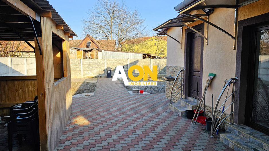 Casă 4 camere, renovată, mobilată, utilată, 410 mp teren, zona Centru - Poză 14