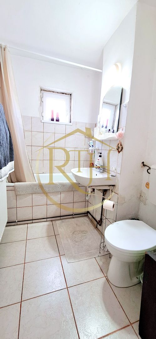 Oferim spre vanzare, Apartament cu 3 camere, Girocului, Sp. Judetean - Poză 15