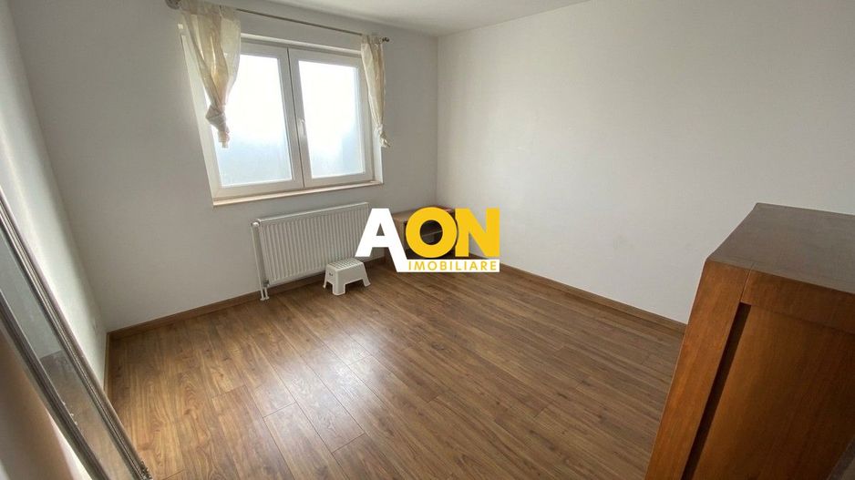 Casa Individuală 7 Camere, 2 Băi,  250 mp Utili - Poză 16