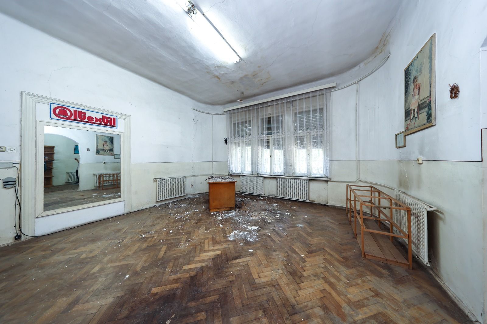 Casă spațioasă în centrul orașului Sfântu Gheorghe | Teren 1300 mp - Poză 18