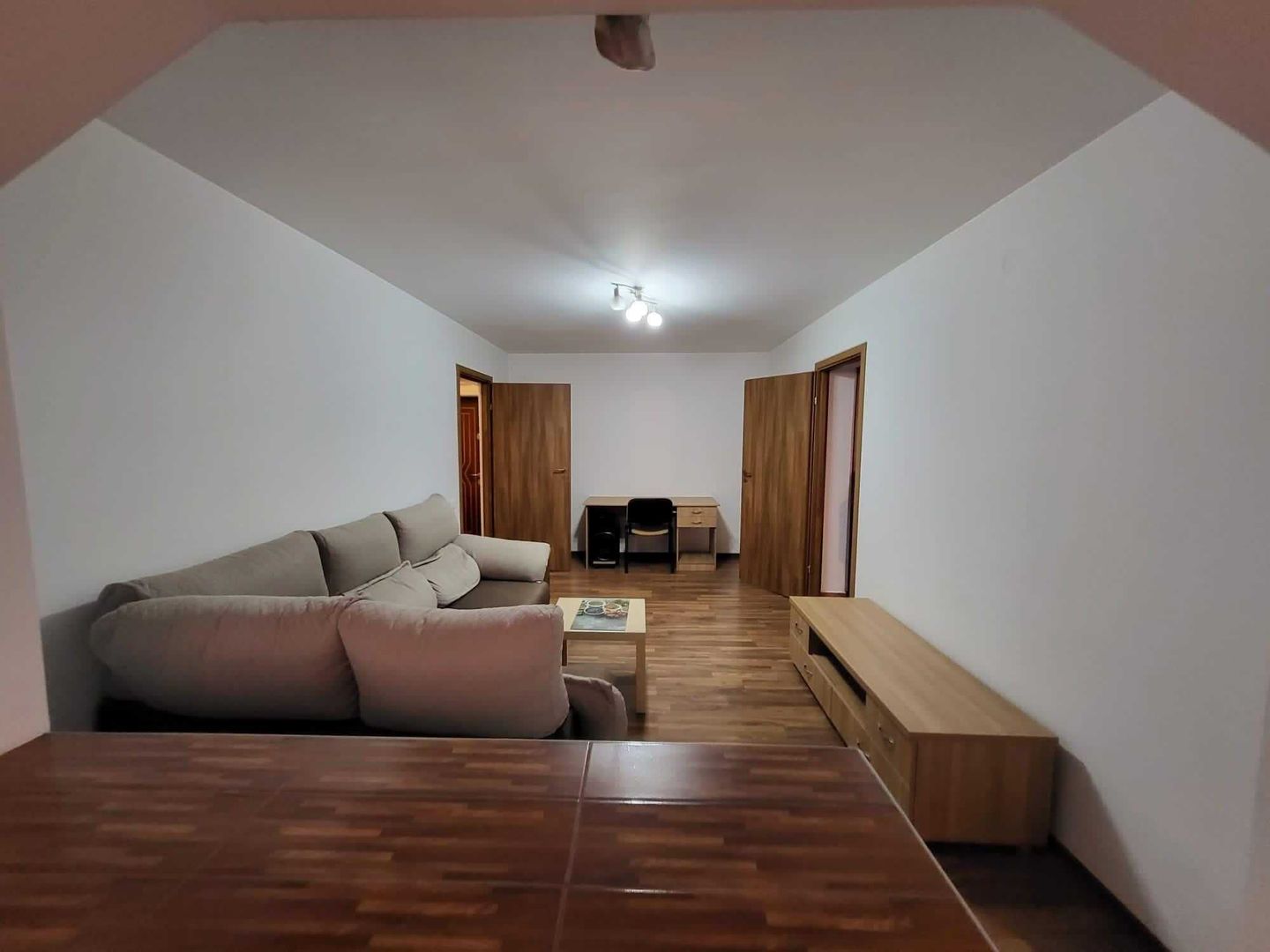Vanzare apartament 2 camere - Poză 5