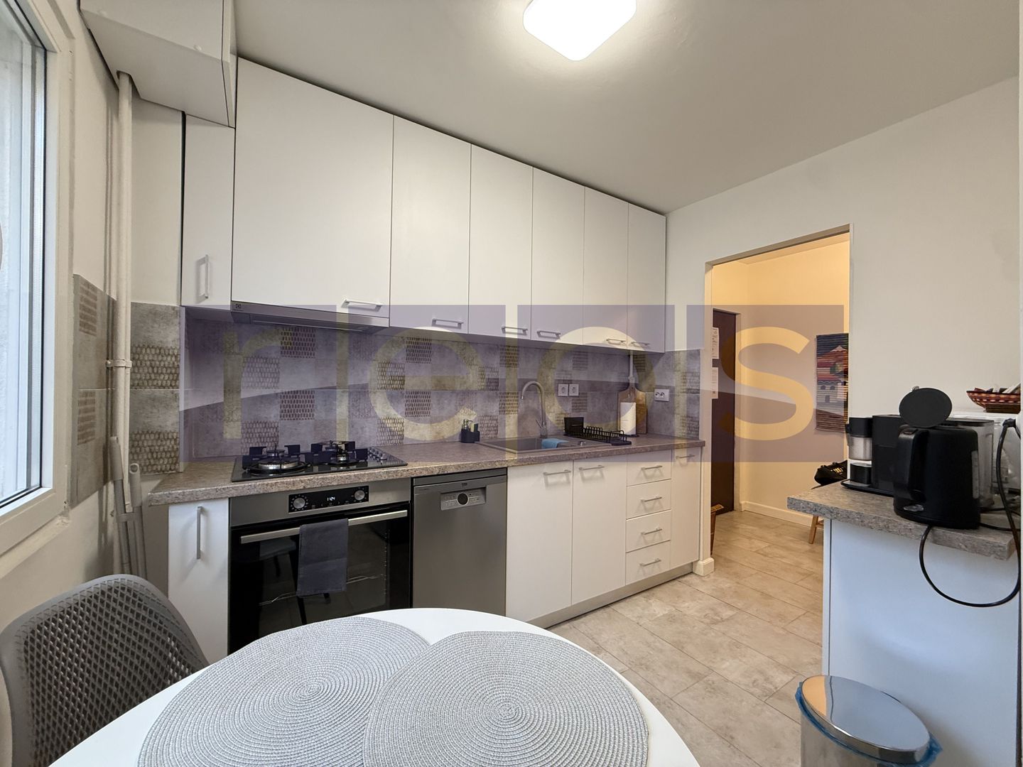 VÂNZARE 4 CAMERE | ZONA TITAN | MOBILAT ȘI UTILAT - Poză 9